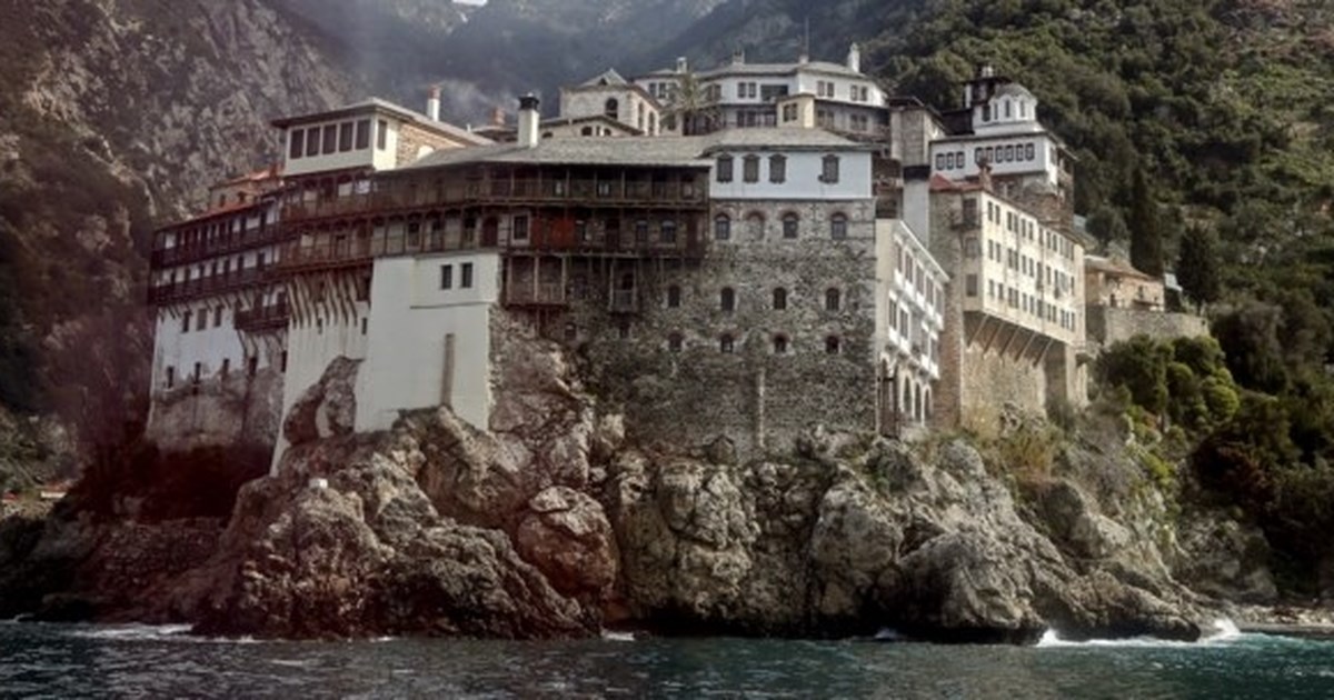 Εκλογές 2023: "Μοναχοί καθοδηγούν πιστούς να ψηφίσουν ΝΙΚΗ"-Τι καταγγέλουν οι ηγούμενοι για τις διασυνδέσεις στο Άγιο Όρος