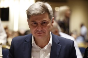 Φαραντούρης για Καρυστιανού: "Μην με προεξοφλείτε πουθενά" - Δεν θα είμαι υποψήφιος στις επόμενες εθνικές εκλογές