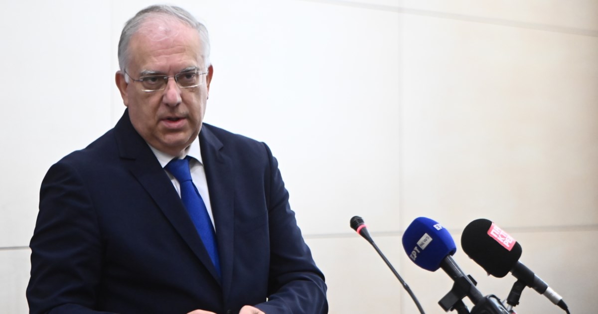 Λοβέρδος: "Στη ΝΔ με εκτιμούν, στο ΠΑΣΟΚ δεν με ήθελαν - Αυτονόητος ο σεβασμός στον Άγνωστο Στρατιώτη"