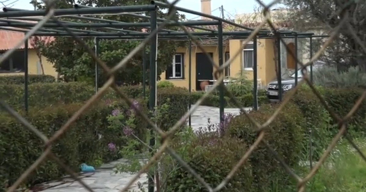 Εύβοια: Σε βαρύ κλίμα η κηδεία του 50χρονου που δολοφονήθηκε από τον 75χρονο- Είχε προσχεδιάσει τη δολοφονία - εικόνα 5