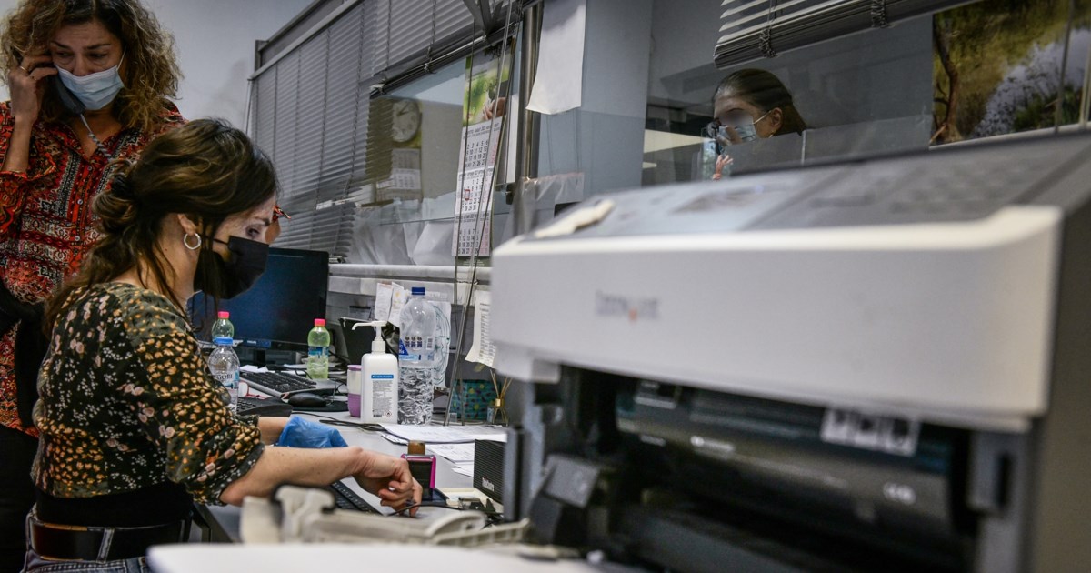 Δώρο Πάσχα: Μέχρι πότε πρέπει να καταβληθεί στους εργαζόμενους - Πώς να το υπολογίσετε