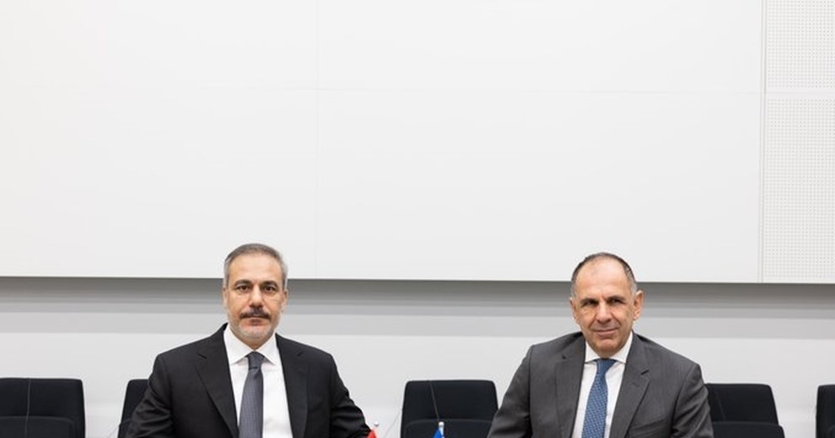 Γεραπετρίτης: Το έργο διασύνδεσης Κρήτης - Κύπρου θα συνεχιστεί κανονικά - Καμία άδεια δεν ζητήθηκε