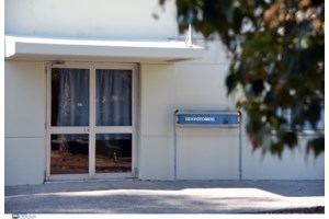 Κρήτη: Συνελήφθη ο ιατροδικαστής Χανίων και δικηγόρος – Κατηγορούνται για παραποίηση στοιχείων σε ποινικές υποθέσεις - εικόνα 2