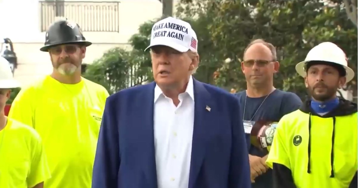 Τραμπ σε Πούτιν: "Κάνε μου μια χάρη, ασχολήσου πρώτα με τη Ρωσία και μετά με τη Μέση Ανατολή"