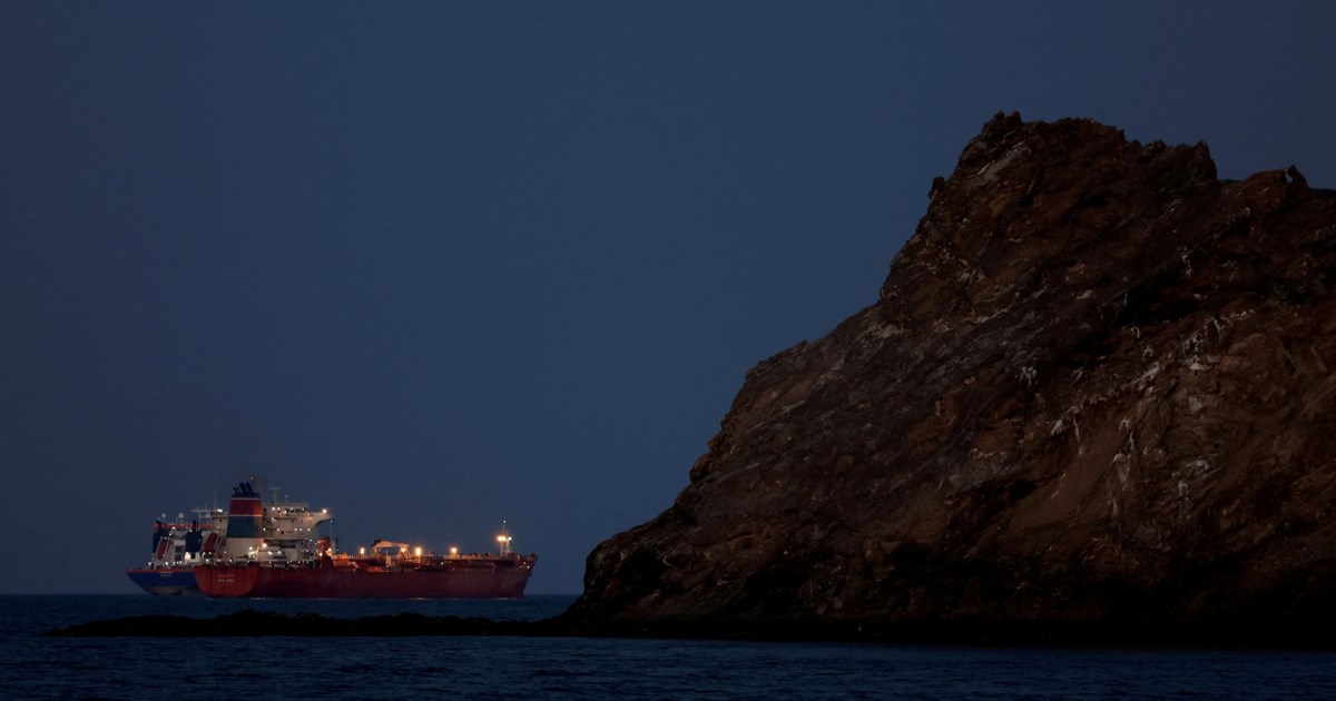 Τα Στενά του Ορμούζ παραμένουν το μεγάλο 