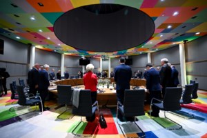 Bloomberg: Ο Τραμπ ζητεί "λευκή επιταγή" για στρατιωτική παρουσία των ΗΠΑ στη Γροιλανδία - εικόνα 2