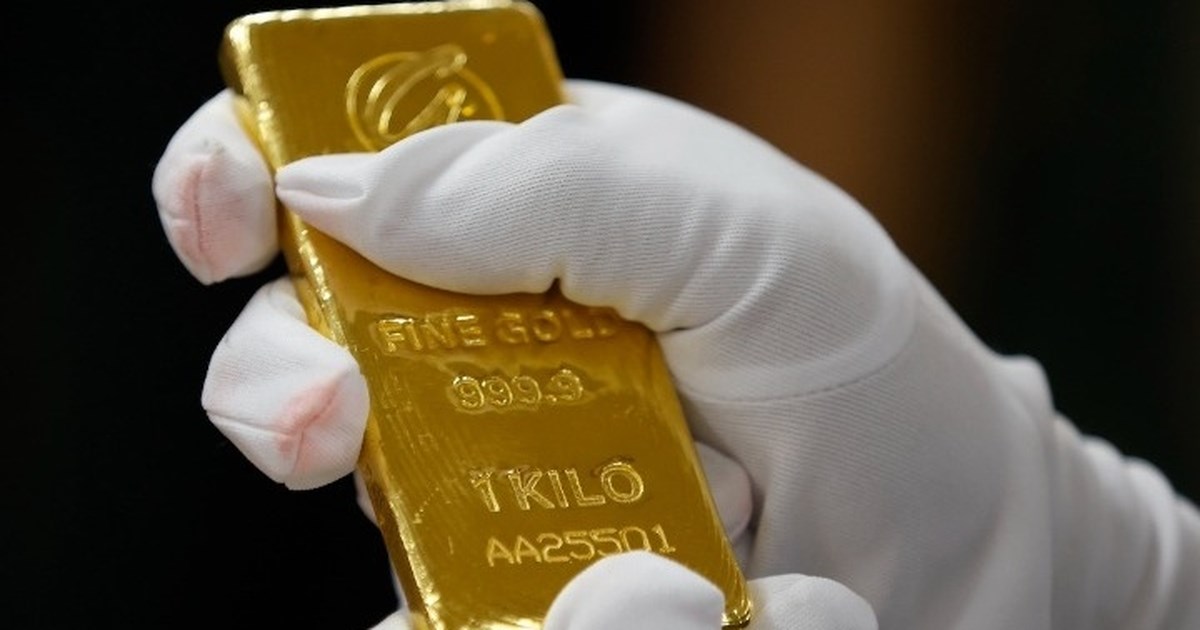 Έσπασε το φράγμα των 4.000 δολαρίων ο χρυσός