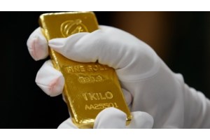 Έσπασε το φράγμα των 4.000 δολαρίων ο χρυσός
