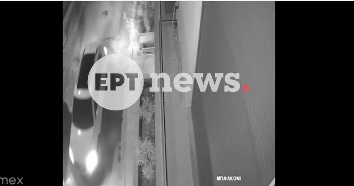 Βάρη: Η στιγμή που οι τρεις διαρρήκτες φεύγουν μετά την κλοπή σε σπίτι -Πήραν 5.000 ευρώ, τους ψάχνουν [βίντεο]