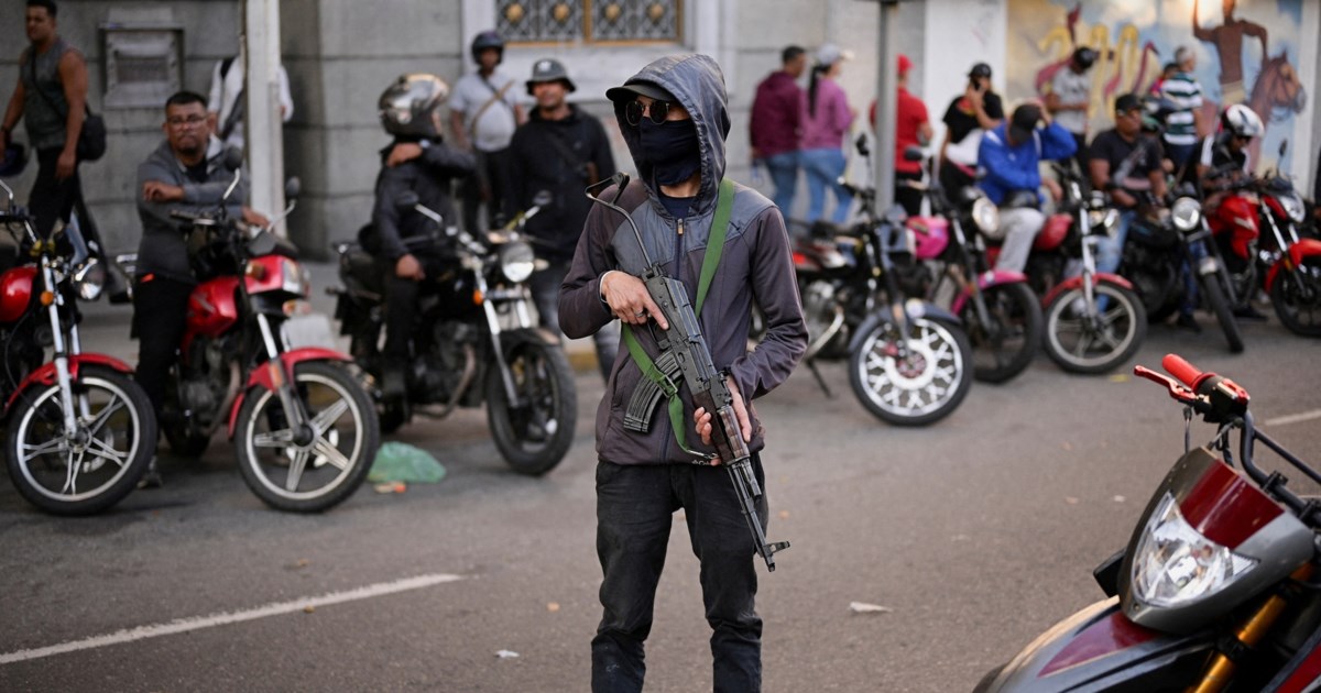 ΗΠΑ: Η στιγμή της μεταγωγής του Νικολάς Μαδούρο στο δικαστήριο της Νέας Υόρκης - Με χειροπέδες [βίντεο] - εικόνα 8