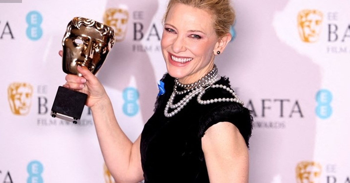 Απίστευτη ιστορία: Η Κέιτ Μπλάνσετ εξηγεί γιατί έχει μόνο μία - και αυτή θολή - φωτογραφία από τον γάμο της [βίντεο]