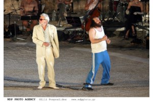 Λένα Κιτσοπούλου: Όταν παρουσίαζε τον Αθανάσιο Διάκο ως ζηλιάρη σουβλατζή που σκοτώνει την άπιστη συζυγό του - εικόνα 3