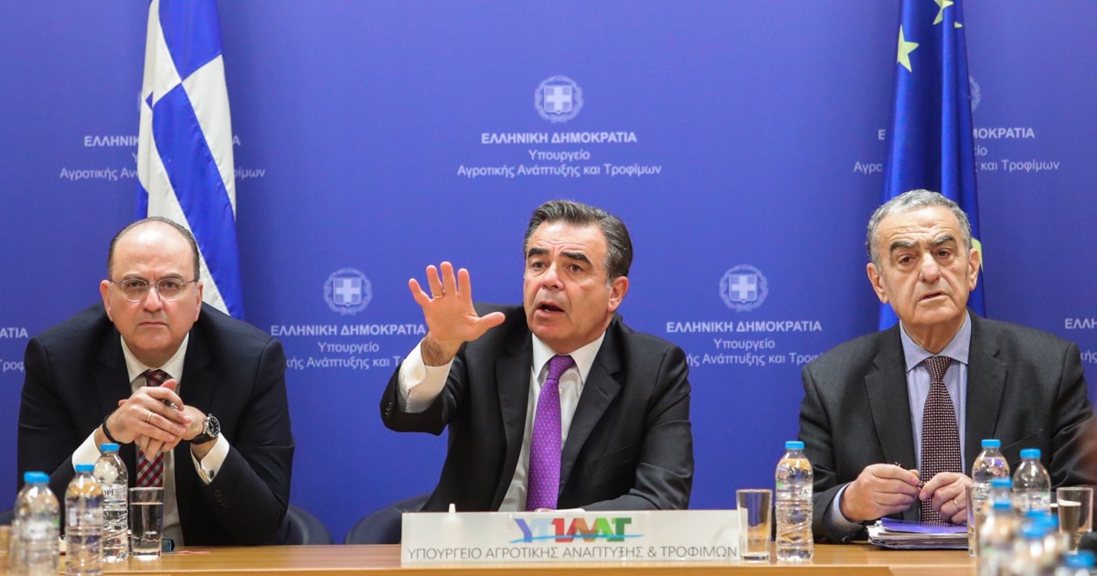 Ολοκληρώθηκε η συνάντηση στο υπουργείο Αγροτικής Ανάπτυξης - Σχοινάς: 