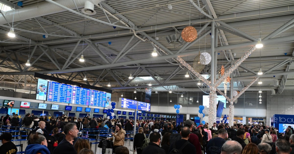 Ο Χρίστος Δήμας ξήλωσε τον διοικητή της Πολιτικής Αεροπορίας μετά το μπλακ άουτ στο FIR Αθηνών