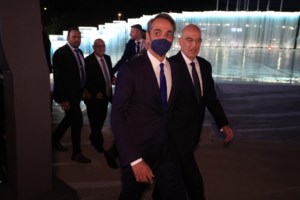 Δένδιας στην Κύπρο: Οχι σε συμμετοχή της Τουρκίας στο SAFE όσο συνεχίζει τις παράνομες ενέργειες - εικόνα 3