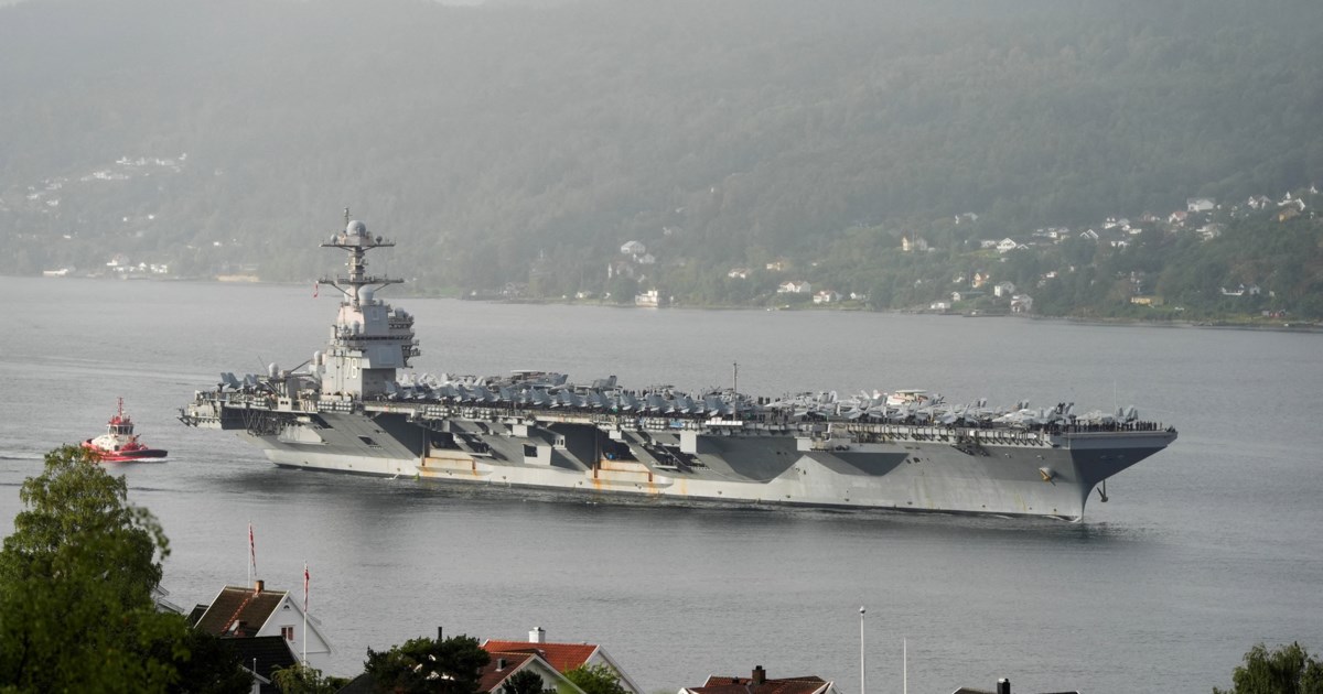 Στα πρόθυρα πολέμου ΗΠΑ-Βενεζουέλα: Ο Τραμπ στέλνει το μεγαλύτερο αεροπλανοφόρο - Πώς απαντάει ο Μαδούρο - εικόνα 2