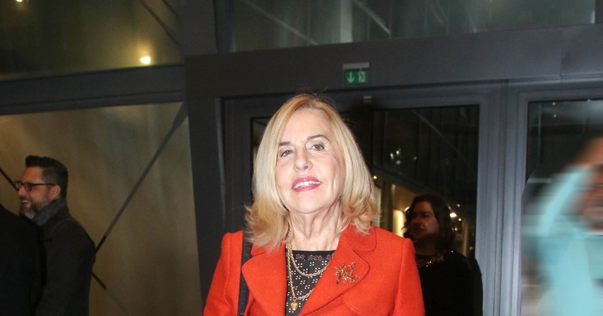 Λόλα Νταϊφά: Είδα τα κλεμμένα κοσμήματά μου να πωλούνται σε εκπομπή στη τηλεόραση [βίντεο]