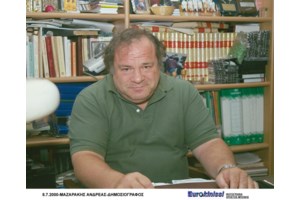 Πέθανε ο δημοσιογράφος Γιάννης Αμανατίδης - Υπήρξε στενός συνεργάτης του Γιώργου Τράγκα