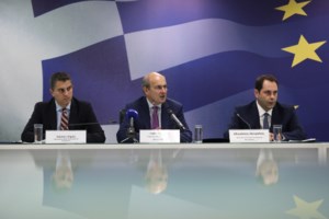 Oσα πρέπει να ξέρουμε για τις 12 αυξήσεις αποδοχών και τις 12 μειώσεις φόρων - Δικαιούχοι και κριτήρια