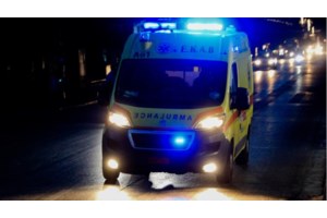 Καραμπόλα στον Κηφισό: Μεγάλες καθυστερήσεις στην άνοδο από σύγκρουση φορτηγού με δύο IX - εικόνα 2