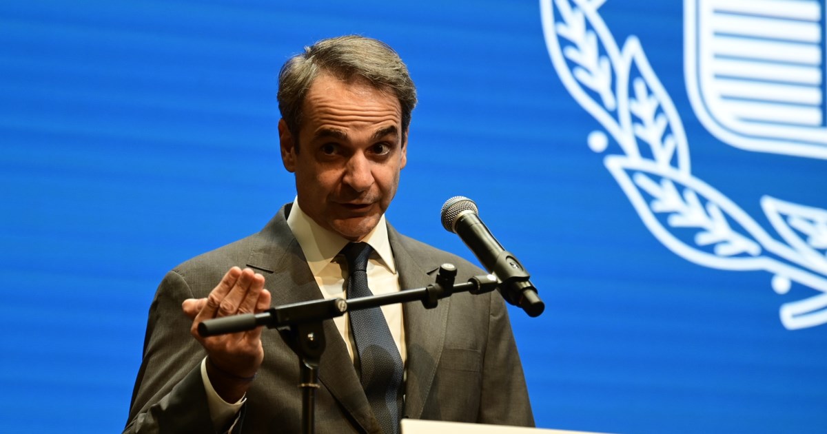 Κωστής Χατζηδάκης: Aπό το 2025 οι τραπεζικές προμήθειες θα είναι αρκετά χαμηλότερες - Την Κυριακή οι ανακοινώσεις