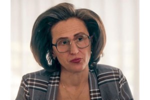 Σπάνια εξομολόγηση από τη Γιούλη Τσαγκαράκη: "Με έκλεισε σε μια αποθήκη, ήμουν 5 χρόνων, το θυμάμαι ακόμα" - εικόνα 2