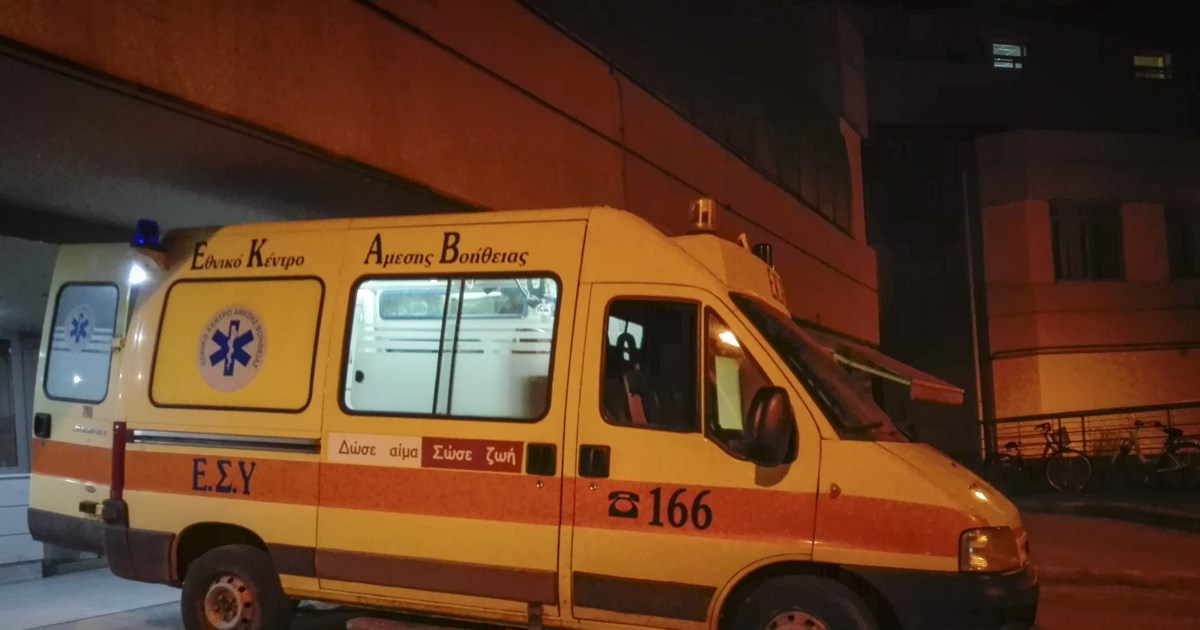 Γιατρός του Πολεμικού Ναυτικού από την Αθήνα πέταξε σε Σαντορίνη και Μυτιλήνη με αεροπλάνο του ΕΚΑΒ για να σώσει δύο ζωές - εικόνα 3