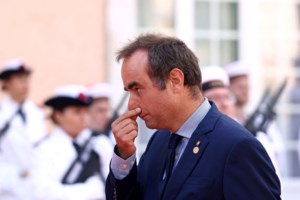 Politico: H Λε Πεν "μυρίζει αίμα" ενώ ο Μακρόν ξεμένει από επιλογές - "Είμαστε έτοιμοι να κυβερνήσουμε" - εικόνα 3