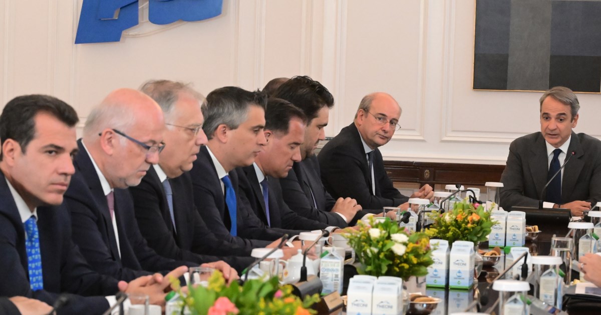 Μητσοτάκης σε Ευρωπαίο Επίτροπο Μετανάστευσης: Υπάρχει σημαντική πίεση από τη Λιβύη στη νότια Κρήτη - εικόνα 4