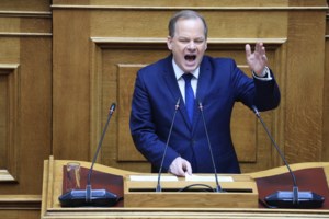 Ανδρουλάκης για μέτρα στήριξης: Ο πρωθυπουργός καταλαβαίνει ότι το λάδι στο καντήλι τελειώνει