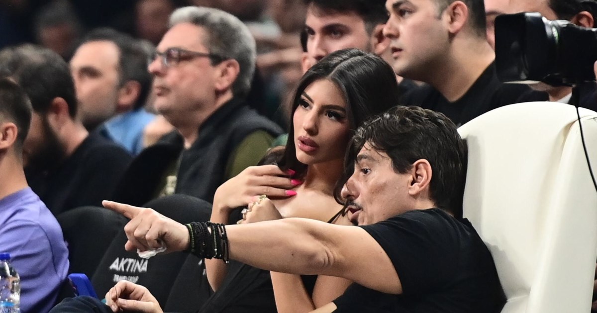 Δημήτρης Γιαννακόπουλος: Τι ισχύει με το αυτόφωρο για τη σύλληψή του - Δεν τον έχουν εντοπίσει πουθενά οι αστυνομικοί