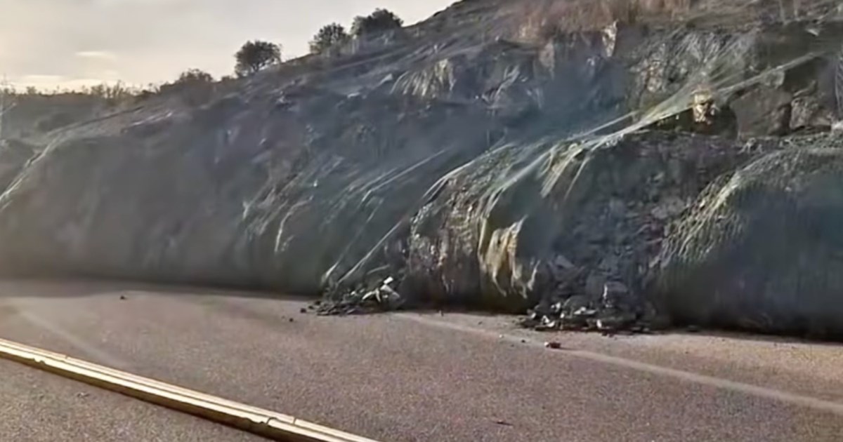 Κλειστή η Ιονία Οδός από Άρτα μέχρι Αμφιλοχία μετά την κατολίσθηση - Η εξήγηση του Ευθύμιου Λέκκα για το φαινόμενο