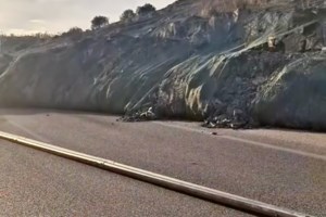 Κλειστή η Ιονία Οδός από Άρτα μέχρι Αμφιλοχία μετά την κατολίσθηση - Η εξήγηση του Ευθύμιου Λέκκα για το φαινόμενο