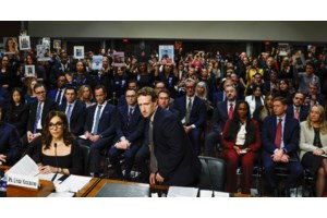 Facebook: Μόλις 20 ετών αλλά μόνο για γονείς και ηλικιωμένους- Οι νέοι το έχουν εγκαταλείψει