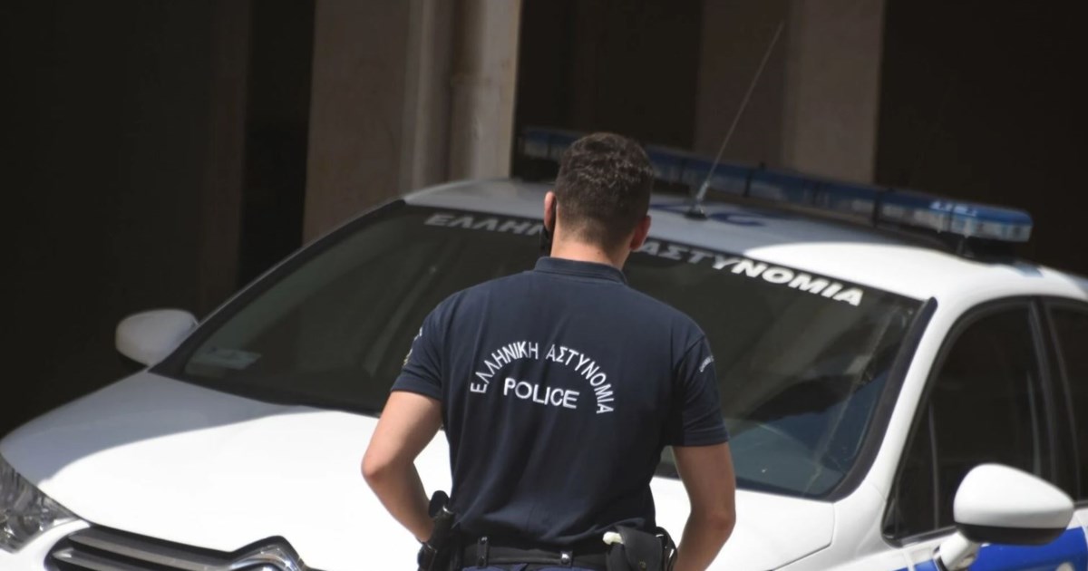 Βαρύ το κατηγορητήριο για το "κύκλωμα" με τους εννέα που έπαιρναν "γρηγορόσημο" στα κτηματολογικά γραφεία