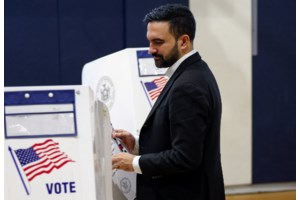 Μαμντάνι: Γιος ακαδημαϊκού και γνωστής σκηνοθέτριας - Οι Ινδοί γονείς του μουσουλμάνου δήμαρχου Νέας Υόρκης - εικόνα 6