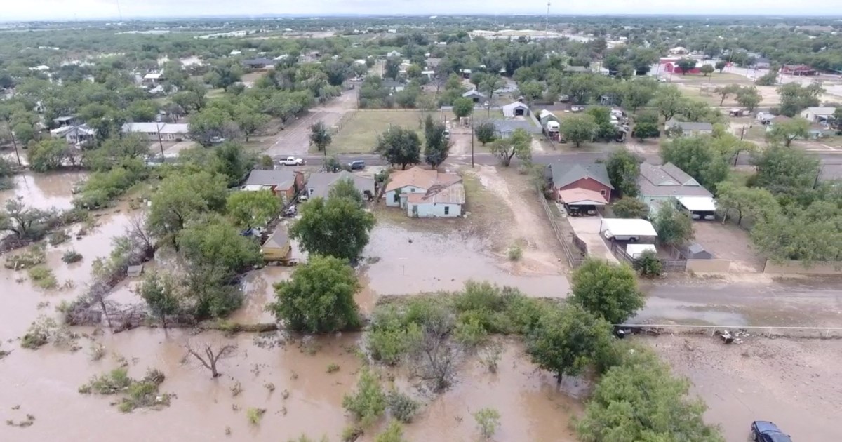 ΗΠΑ: Στο Τέξας Ντόναλντ Τραμπ και Μελάνια μία εβδομάδα μετά τις φονικές πλημμύρες - εικόνα 3