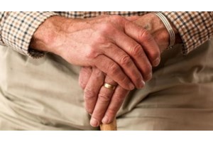 Πέλλα: Εταξαν προστασία σε ηλικιωμένη και της πήραν 15.000 ευρώ και χρυσές λίρες - Μία σύλληψη