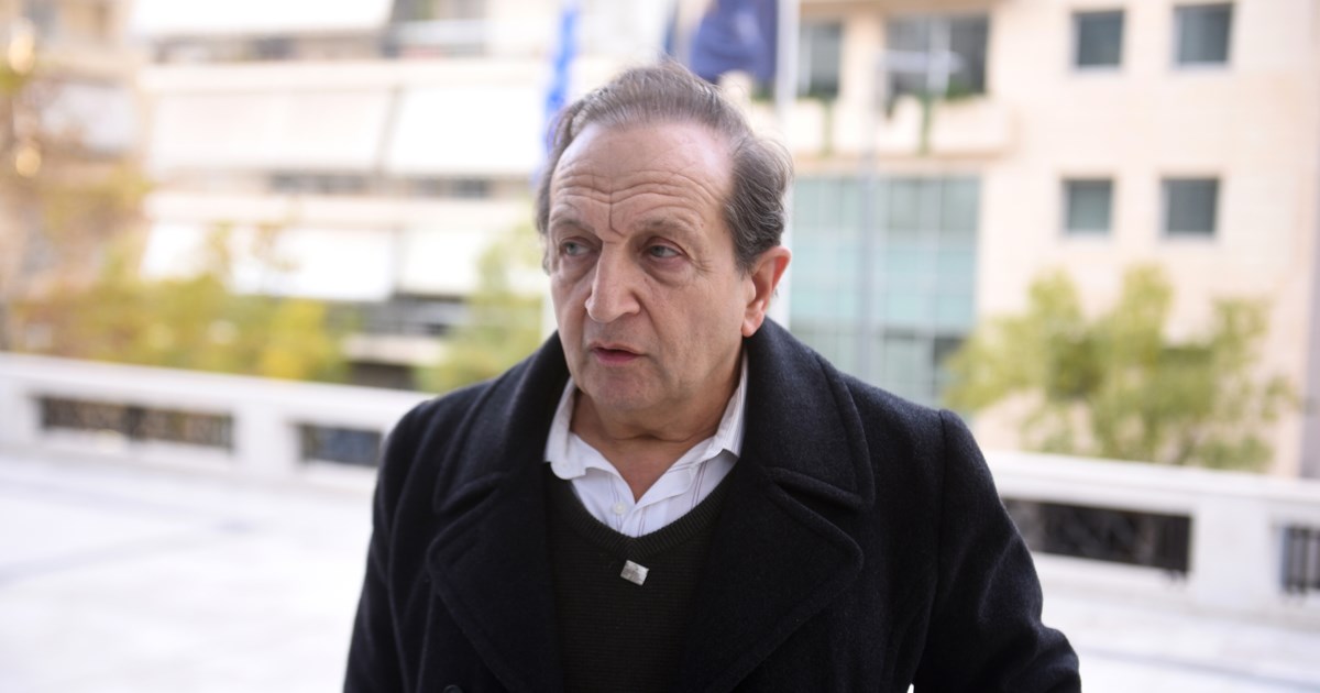 Δίκη Φιλιππίδη: "Είχε σχέση με κοπέλες, θα μπορούσε να φτάσει σε ακατανόητες πράξεις λόγω χαρακτήρα" - Η κατάθεση Μπιμπίλα