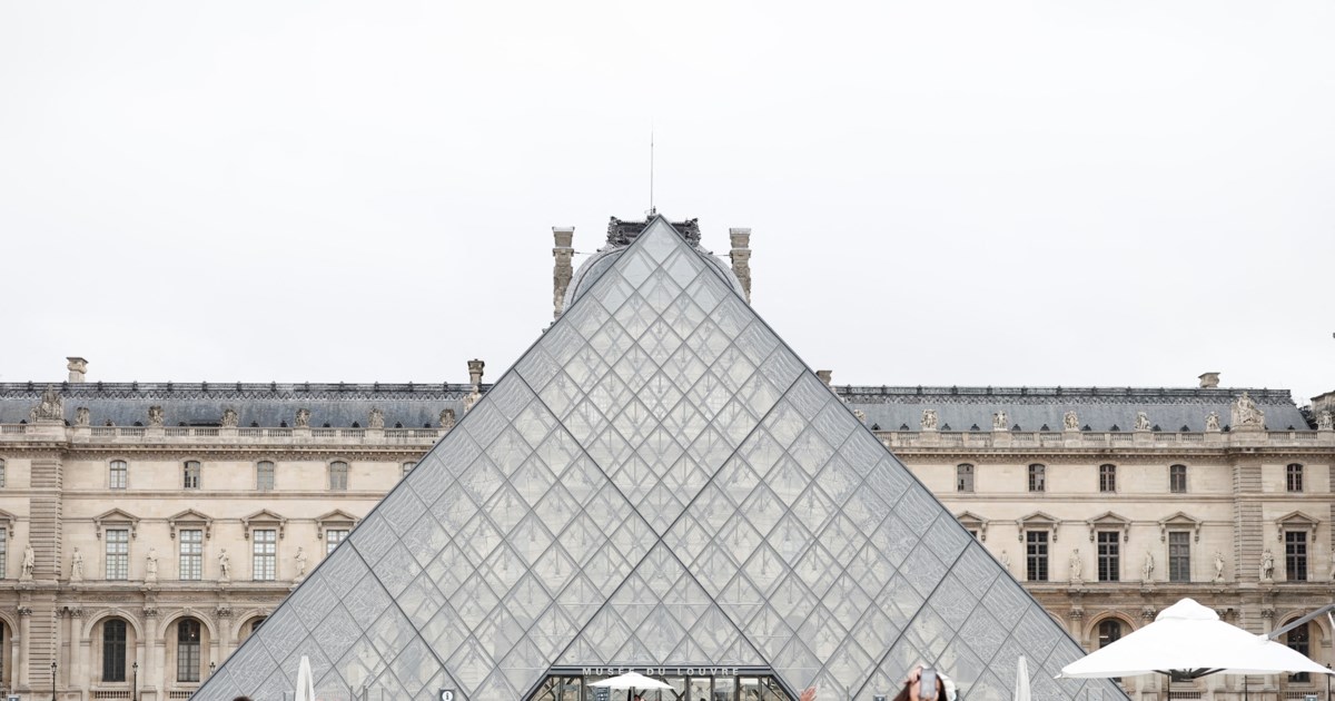 Νέες αποκαλύψεις για τη ληστεία στο Λούβρο: Οι δράστες ξέφυγαν από τους αστυνομικούς για 30 δευτερόλεπτα - εικόνα 3