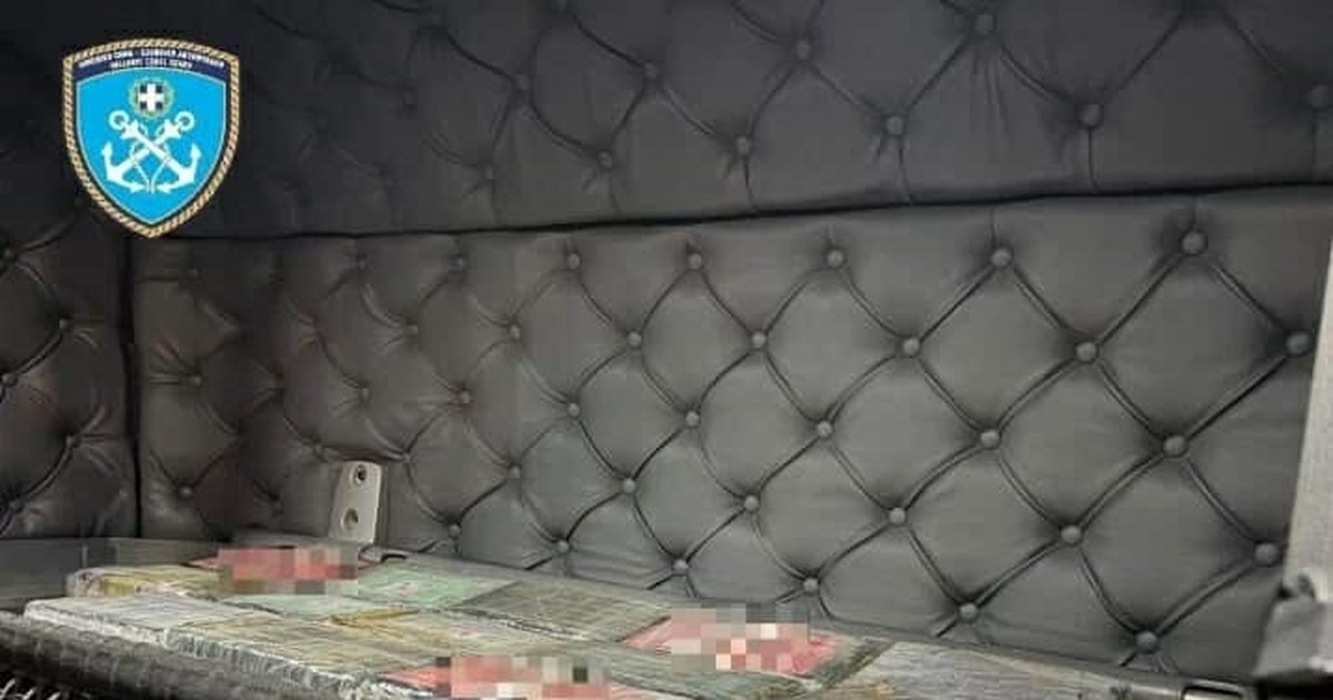 Πορτογαλία: Κατασχέθηκαν 9 τόνοι κοκαΐνης από "ναρκοϋποβρύχιο" - Ποσότητα ρεκόρ [βίντεο]