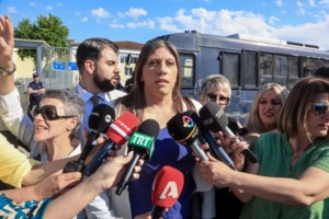 Δίκη για Τέμπη: Η εισαγγελέας πρότεινε την απόρριψη της δήλωσης του ελληνικού Δημοσίου για υποστήριξη της κατηγορίας
