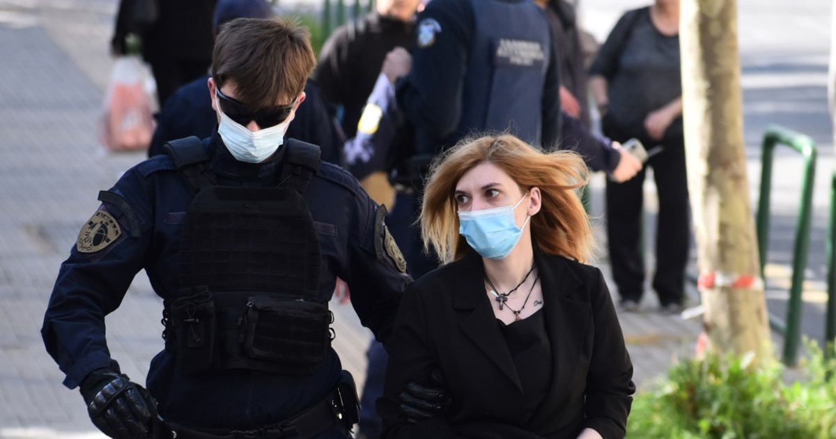 Ρούλα Πισπιρίγκου: Διαψεύδει η δικηγόρος της ότι τα έκανε γυαλιά καρφιά στο κελί της - "Γελοιότητες" [βίντεο]