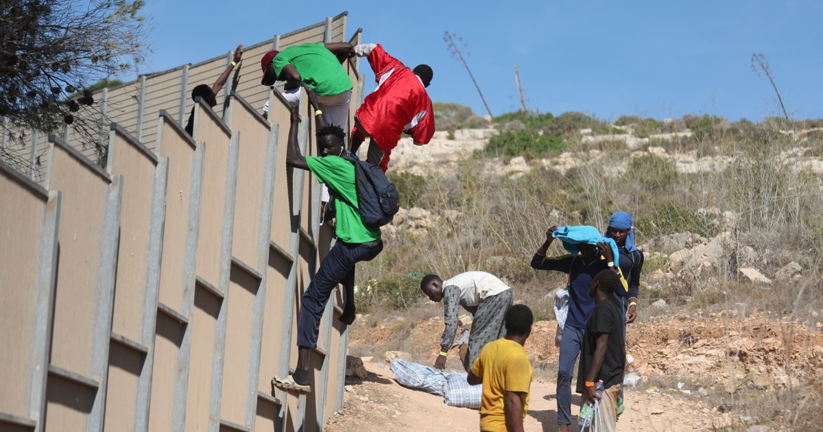Διαψεύδει ο Καιρίδης ότι οι ΗΠΑ θα στείλουν μετανάστες στην Ελλάδα - "Ούτε συμφωνία υπάρχει, ούτε καν αίτημα"