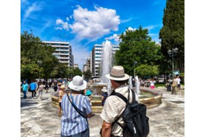 Καλοκαιρινός ο καιρός το τριήμερο του Αγίου Πνεύματος - Μόνη εξαίρεση λίγες τοπικές βροχές σήμερα Σάββατο
