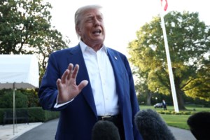 Ο Τραμπ έγινε… Σούπερμαν: Η απίστευτη ανάρτηση του Λευκού Οίκου