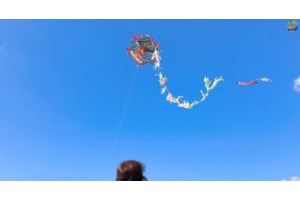 Γαλάτσι: Άνδρας έπεσε από 7 μέτρα ύψος προσπαθώντας να πετάξει χαρταετό - Κλήθηκε η Πυροσβεστική