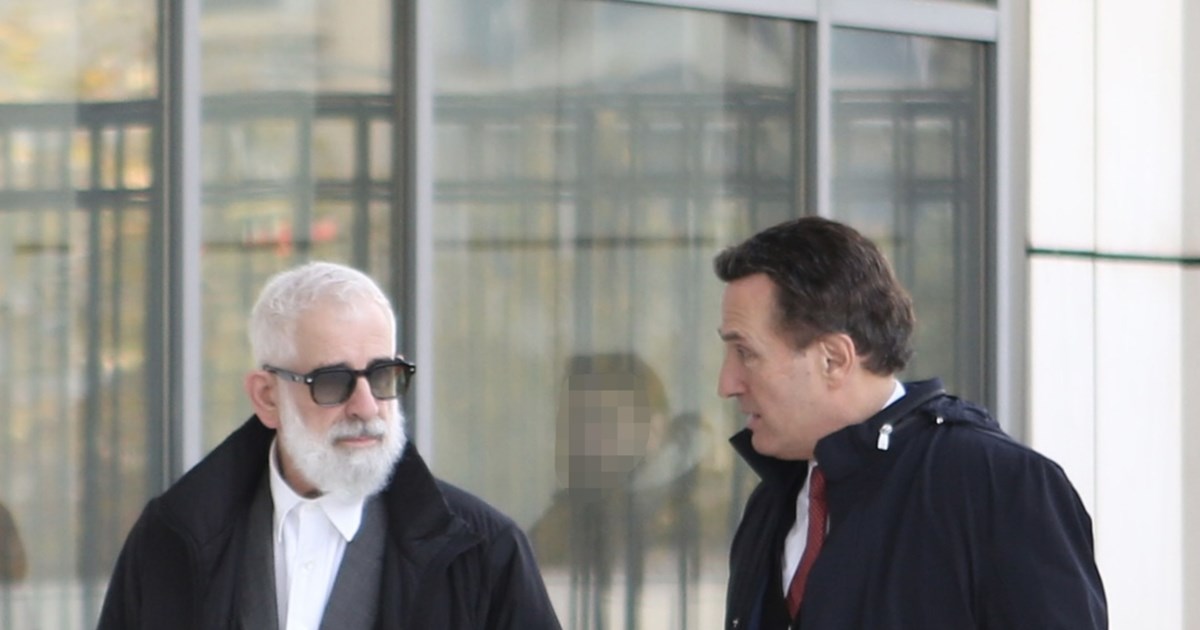 Δίκη Φιλιππίδη: Οργή για τις ερωτήσεις του εισαγγελέα στην καταγγέλλουσα – "Τι εσώρουχο φορούσατε, κανονικό ή τάνγκα;" - εικόνα 4