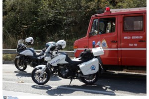 Άλιμος: Αυτοκίνητο έπεσε πάνω σε κατάστημα – Τραυματίστηκε η υπάλληλος