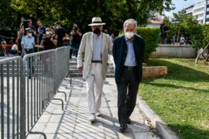 Πέθανε σε ηλικία 89 ετών ο Βασίλης Βασιλικός - Η ζωή και το έργο του μεγάλου συγγραφέα - εικόνα 10